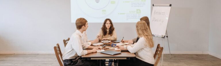 Guide to Effective Board Reporting & Corporate Governance